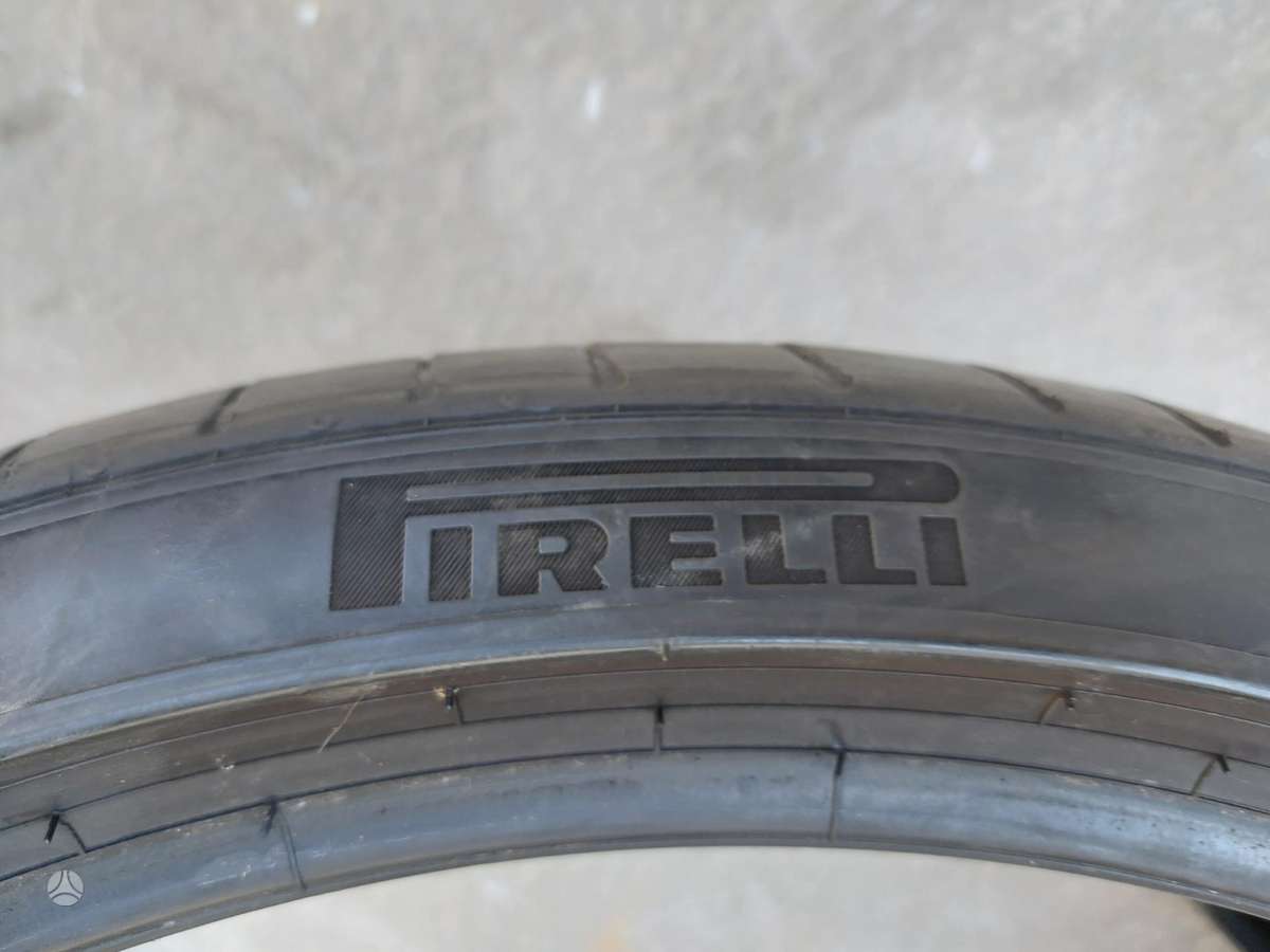 Pirelli P Zero, летние 245/35 R21