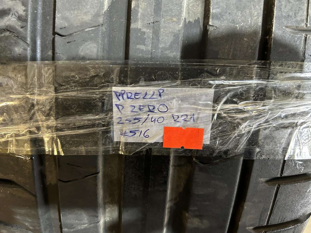 Pirelli P Zero, vasaras 255/40 R21