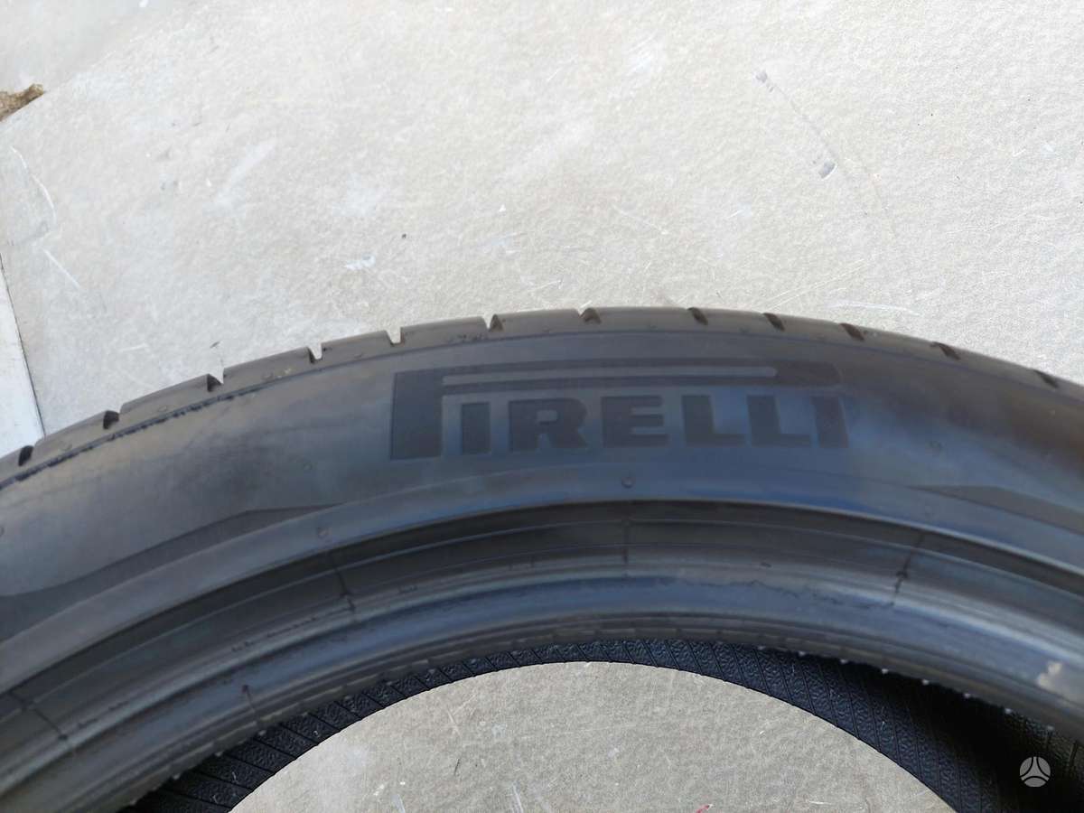 Pirelli P Zero, summer 275/40 R21