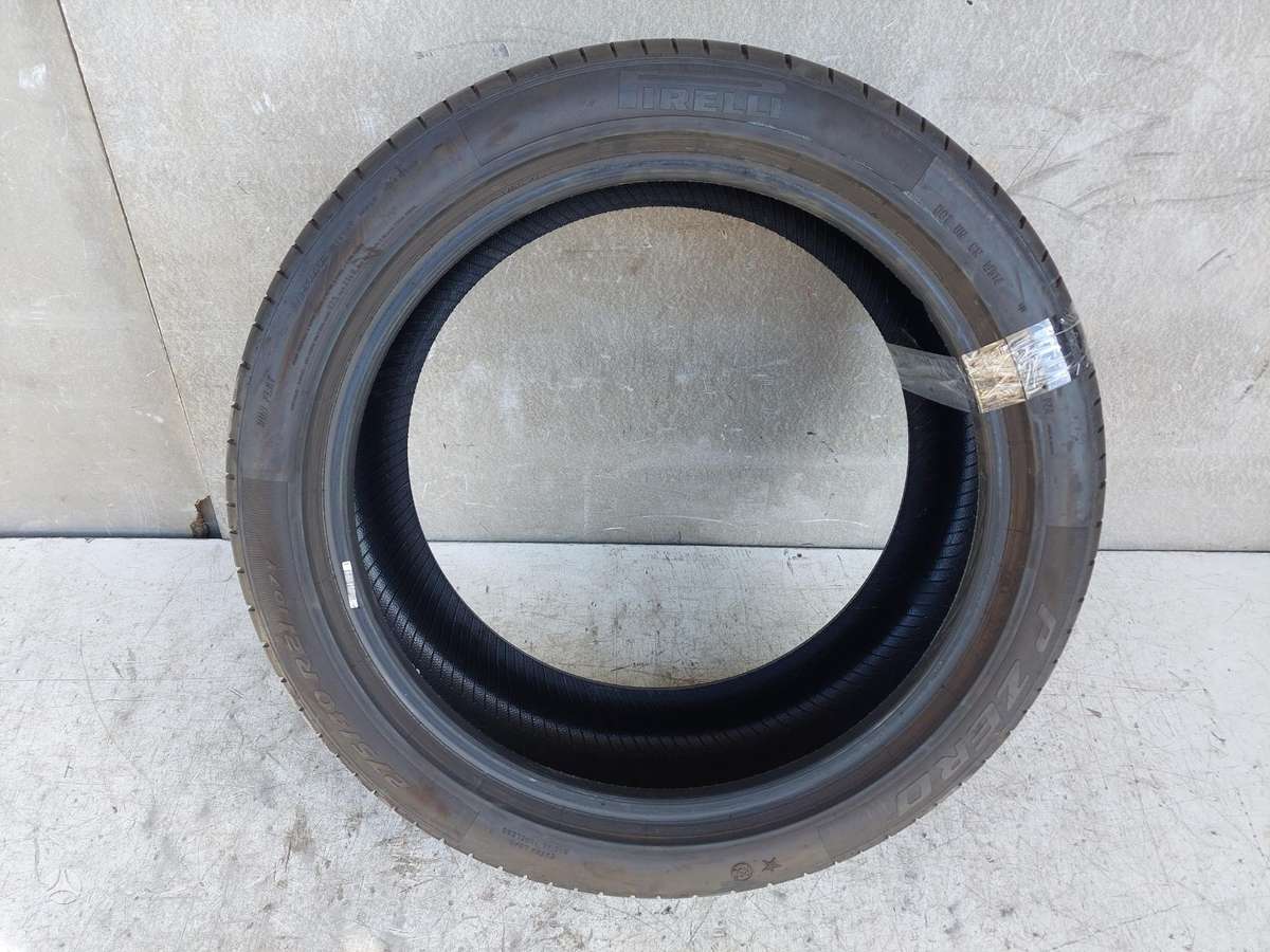 Pirelli P Zero, летние 275/40 R21