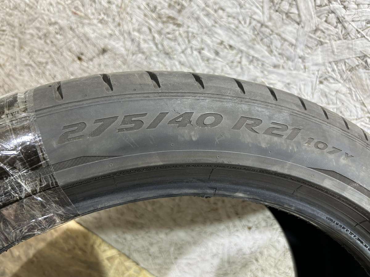 Pirelli P Zero, summer 275/40 R21