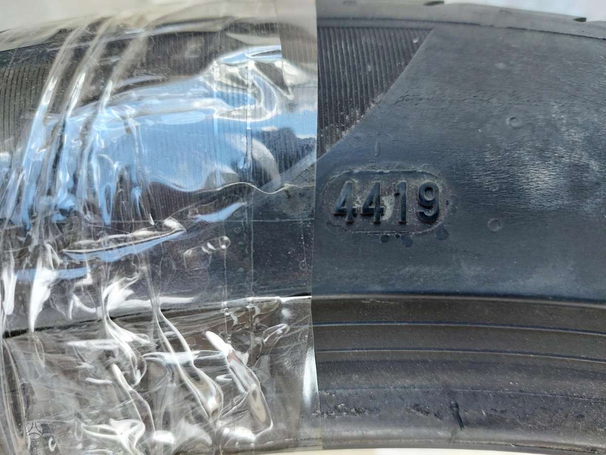 Pirelli P Zero, summer 315/35 R21