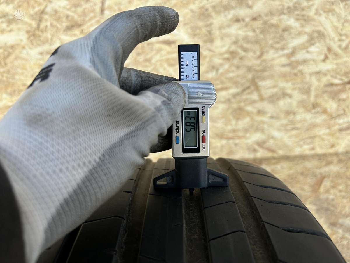 Pirelli P Zero, summer 255/40 R21