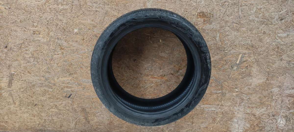 Pirelli P Zero, summer 275/40 R21