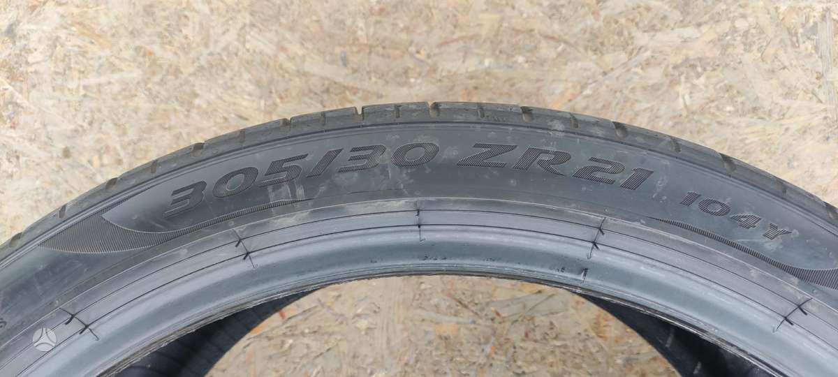 Pirelli P Zero, vasaras 305/30 R21