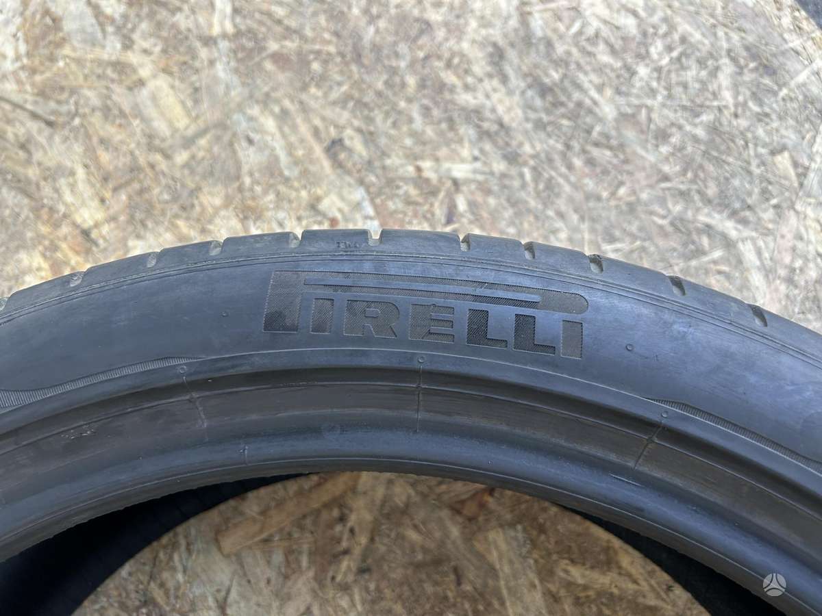 Pirelli P Zero, summer 255/40 R21