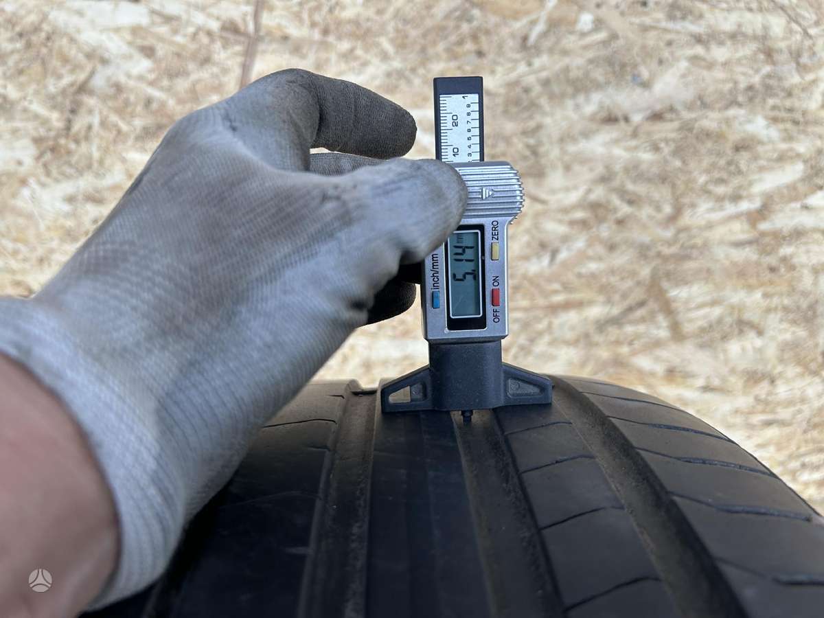 Pirelli P Zero, vasaras 255/40 R21