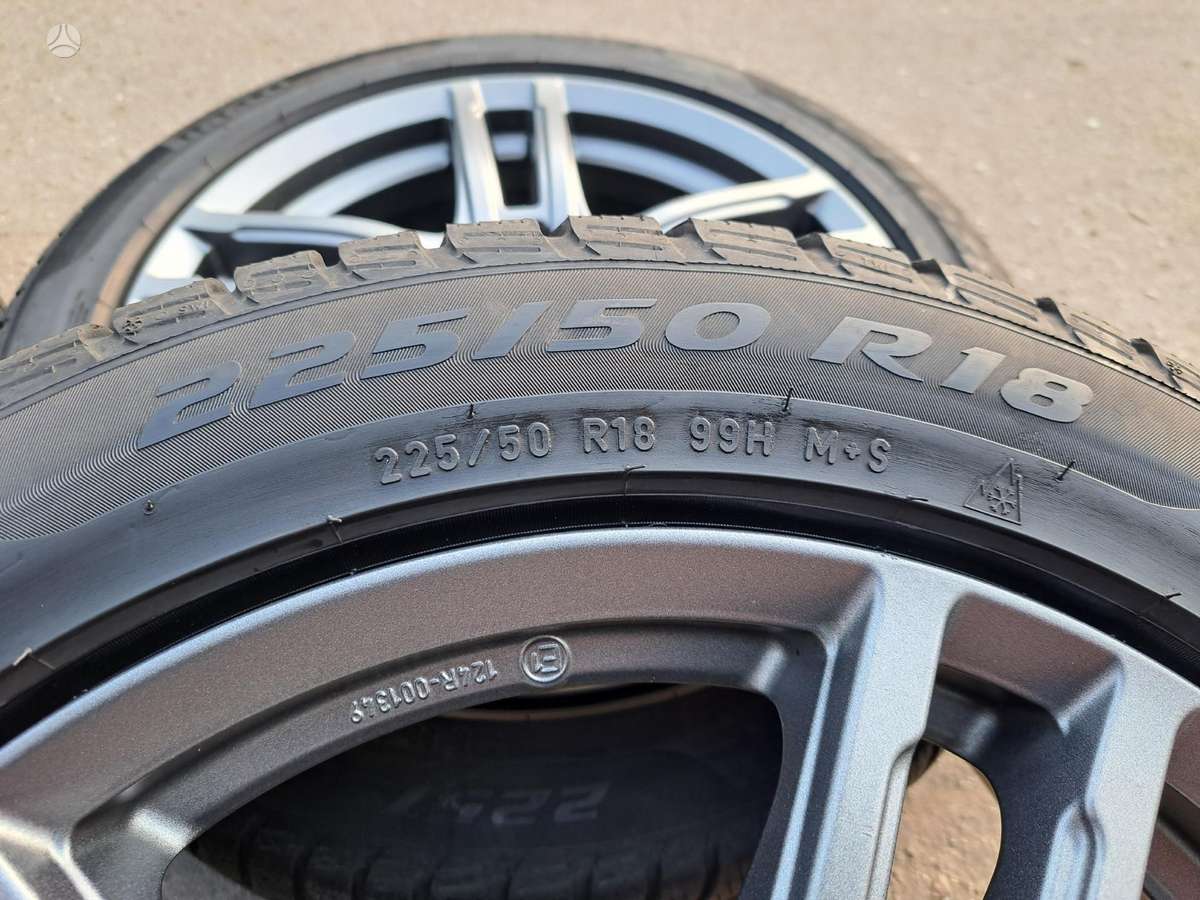 Pirelli, žieminės 225/50 R18