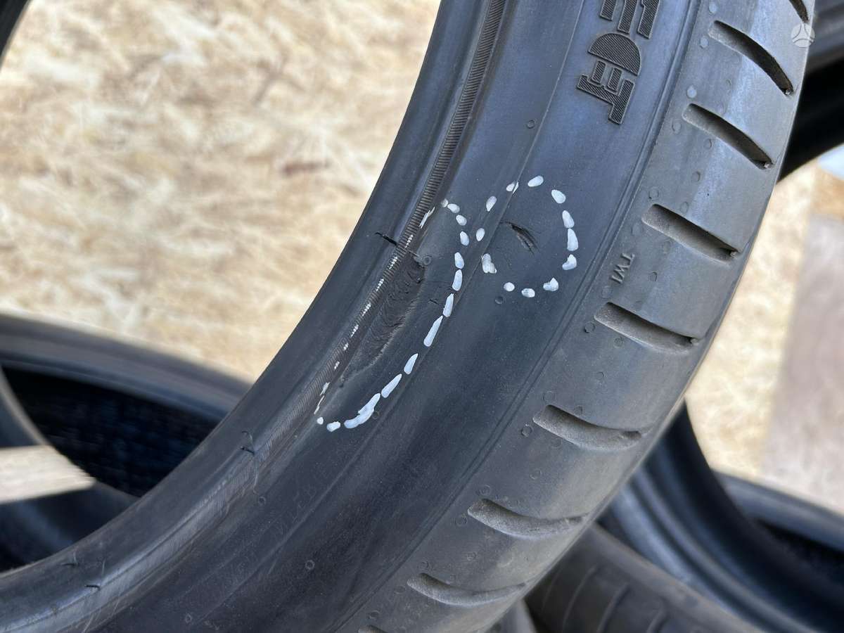 Pirelli Scorpion ELECT, летние 235/45 R21