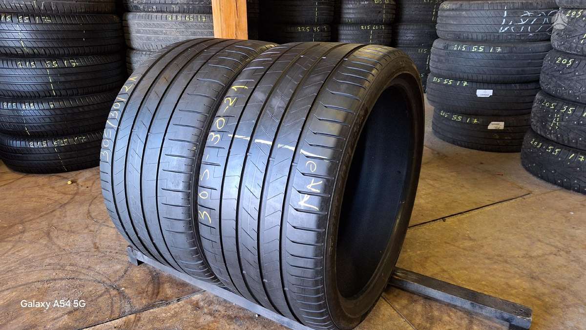 Pirelli P zero, летние 305/30 R21
