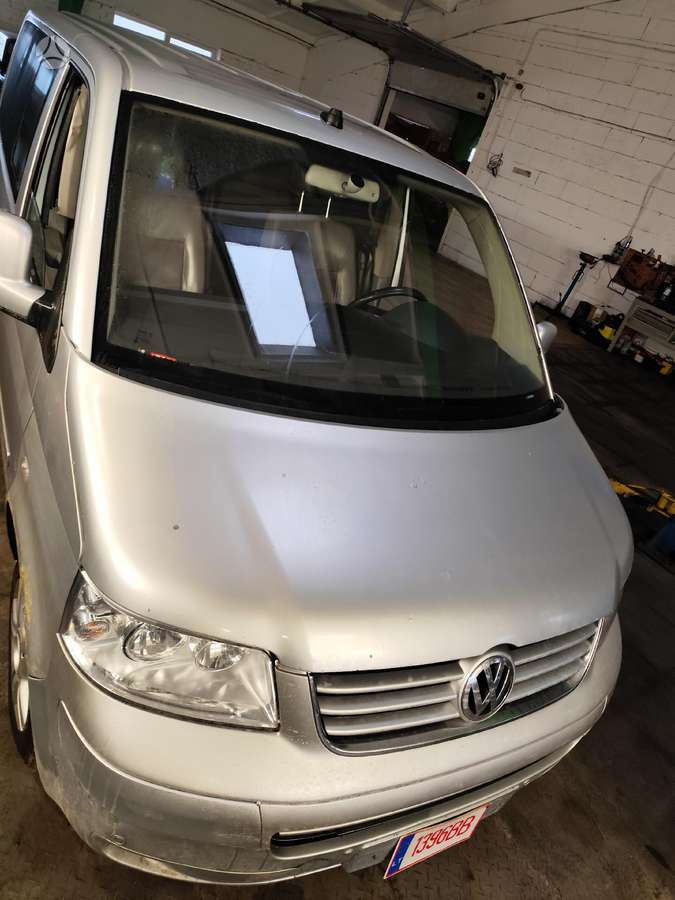 Volkswagen Caravelle, passenger vans