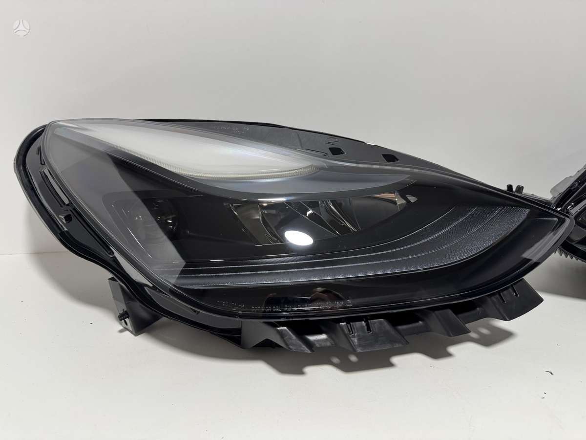 Tesla Model 3 body parts