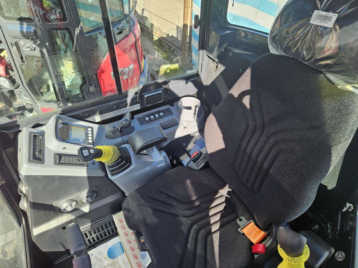 Yanmar VIO 33, экскаваторы