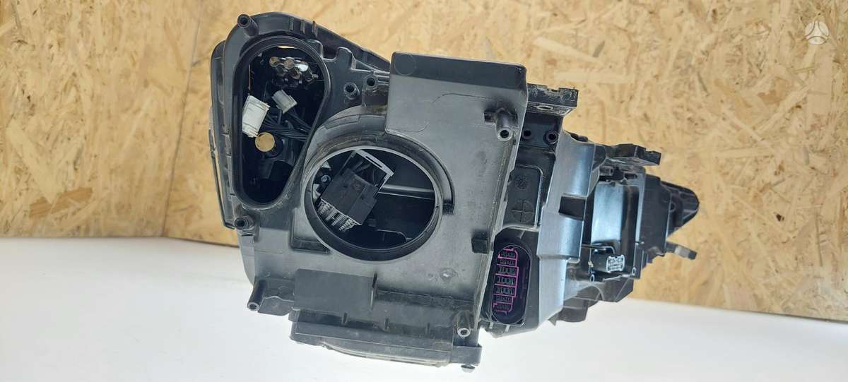Audi A8, 4N0941085, Cen22800