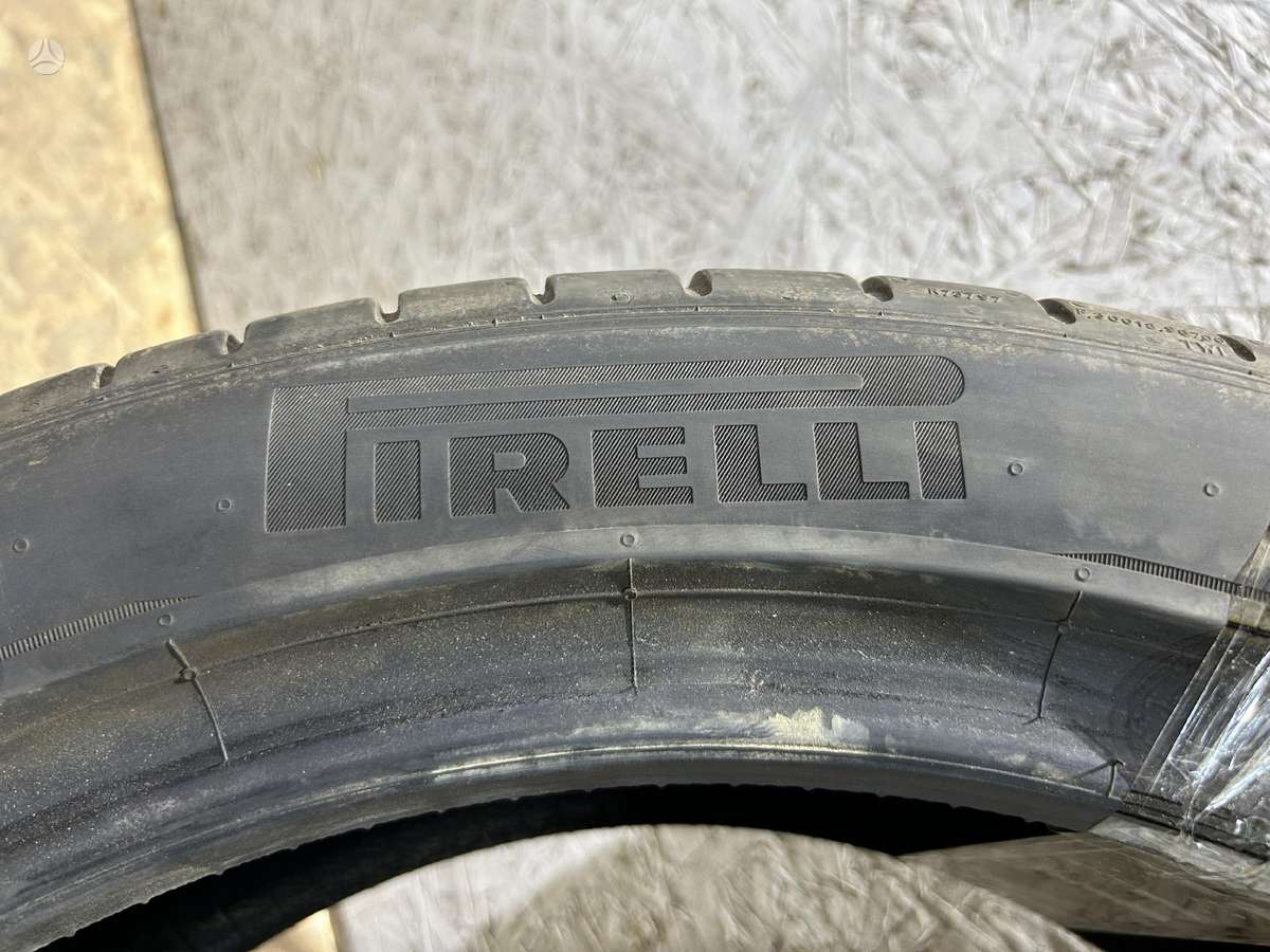Pirelli P Zero, летние 235/40 R20