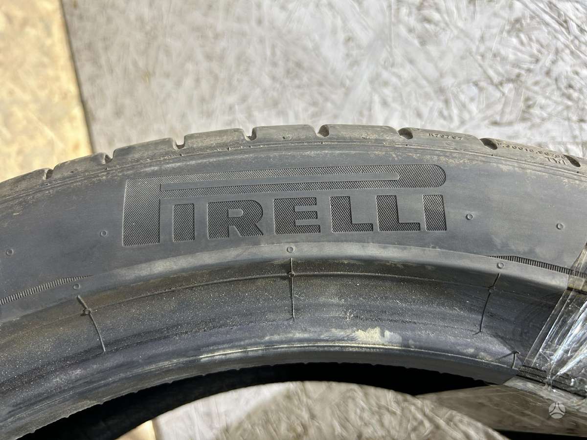 Pirelli P Zero, summer 235/40 R20