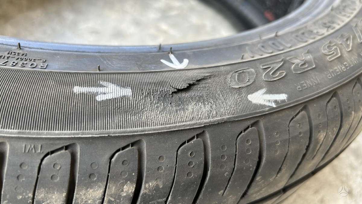 Pirelli Scorpion Verde, летние 235/45 R20