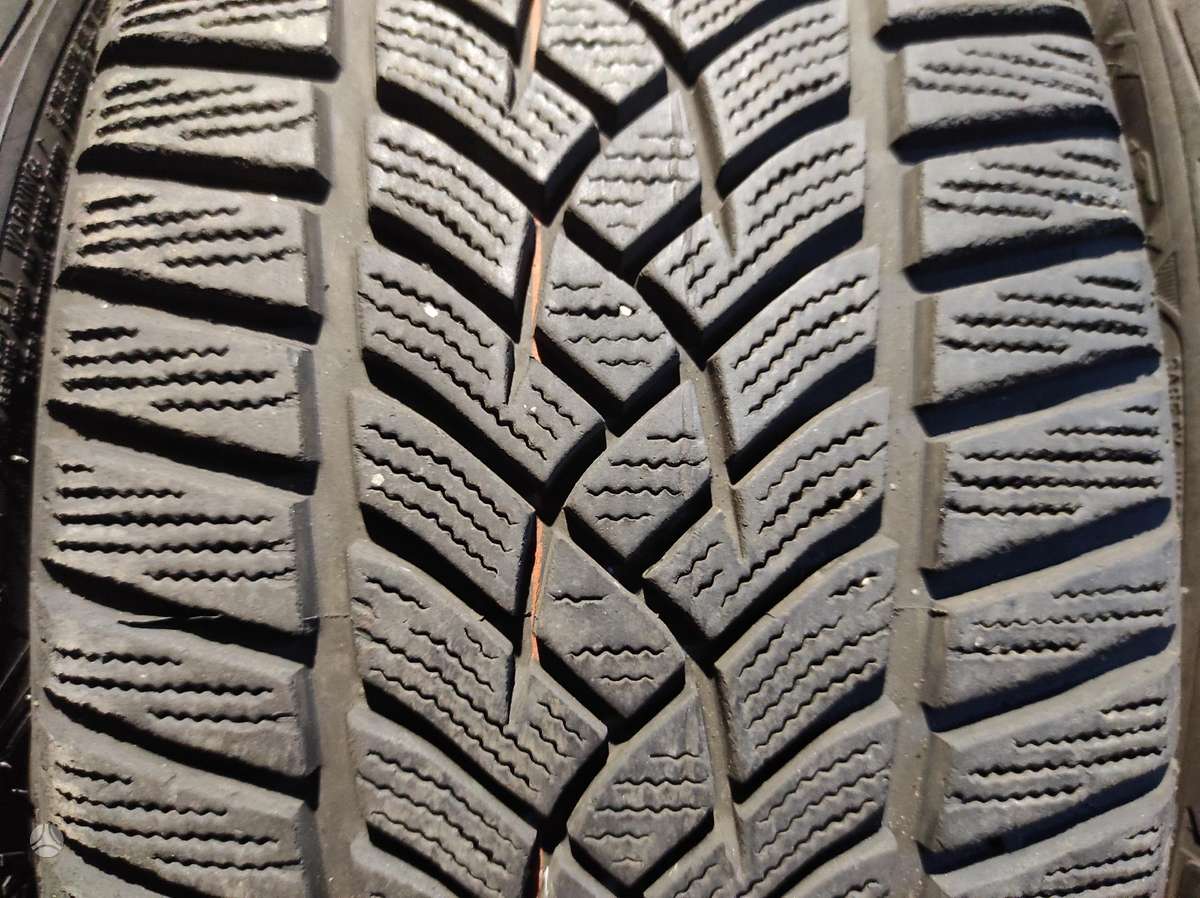 Continental PirelliMichelinBridgestoneGood, winter 225/40 R18