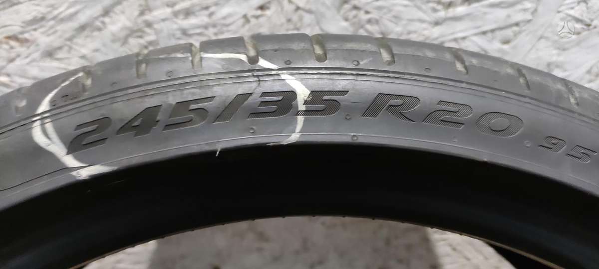 Pirelli P Zero, vasarinės 245/35 R20
