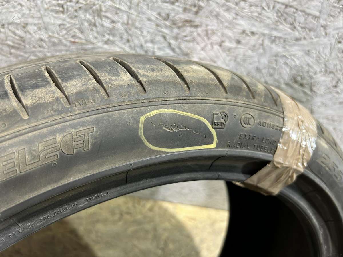 Pirelli P Zero, летние 255/45 R20