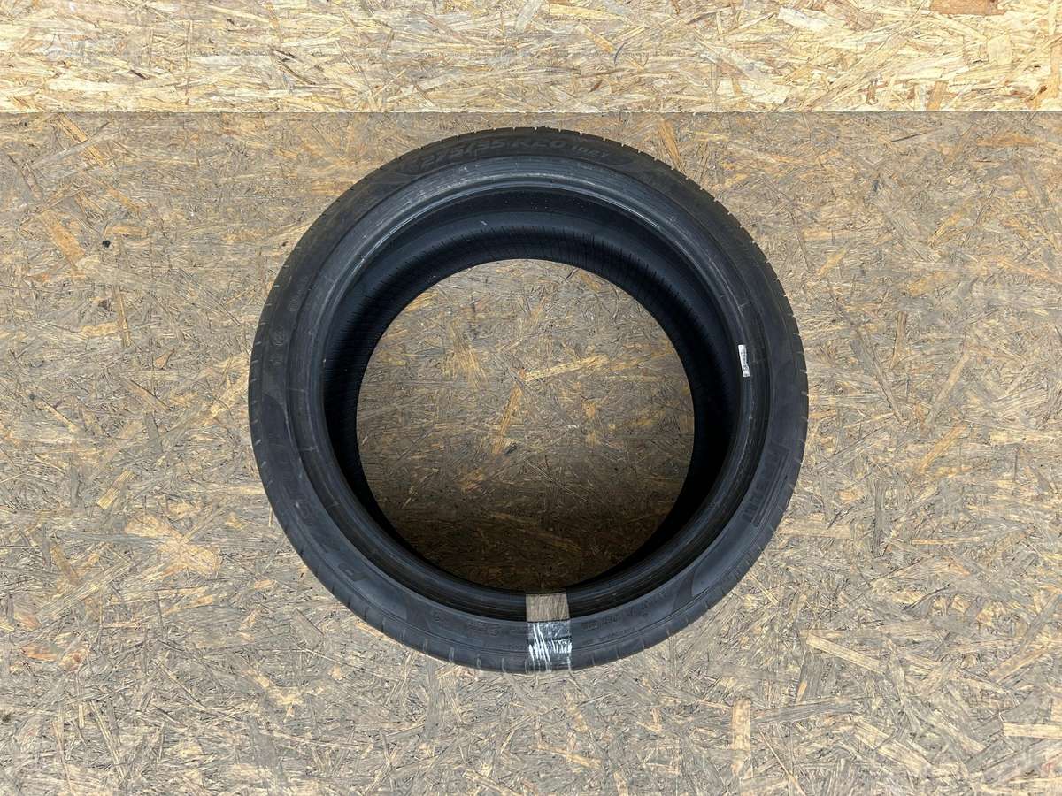 Pirelli P Zero, vasarinės 275/35 R20