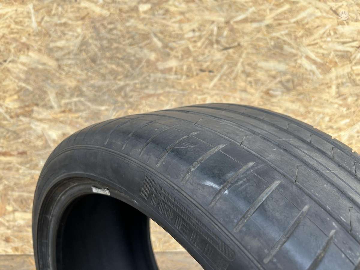 Pirelli P Zero, летние 275/35 R20