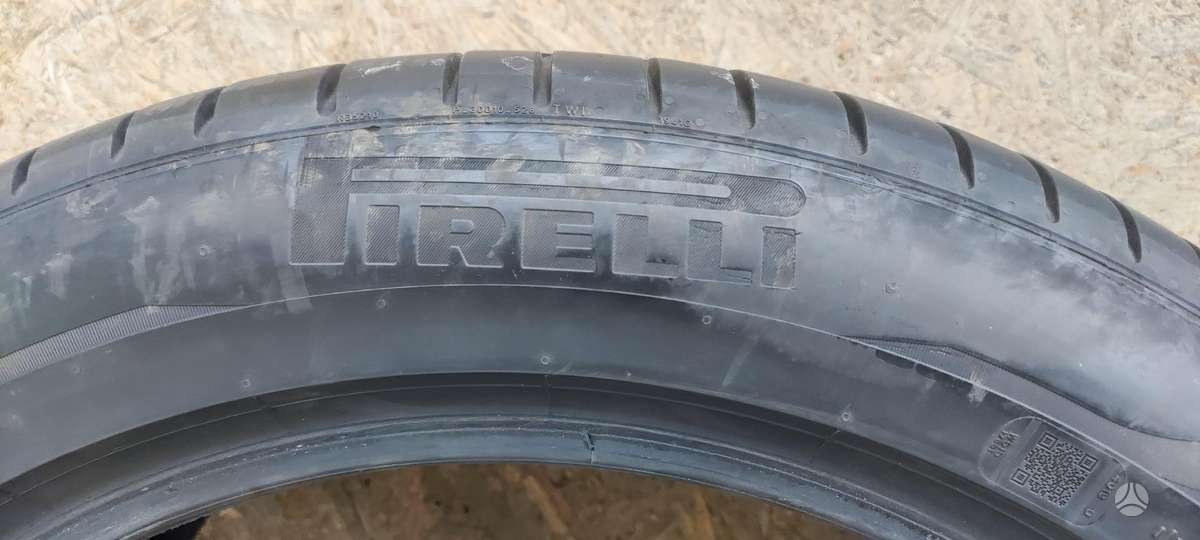 Pirelli P Zero, summer 305/40 R20