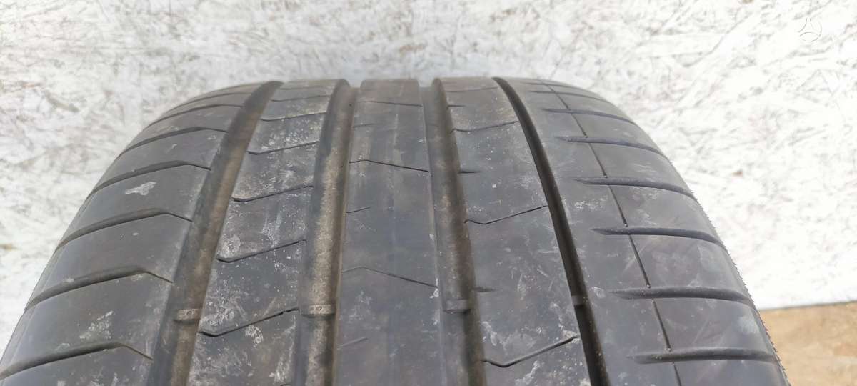 Pirelli P Zero, summer 305/40 R20