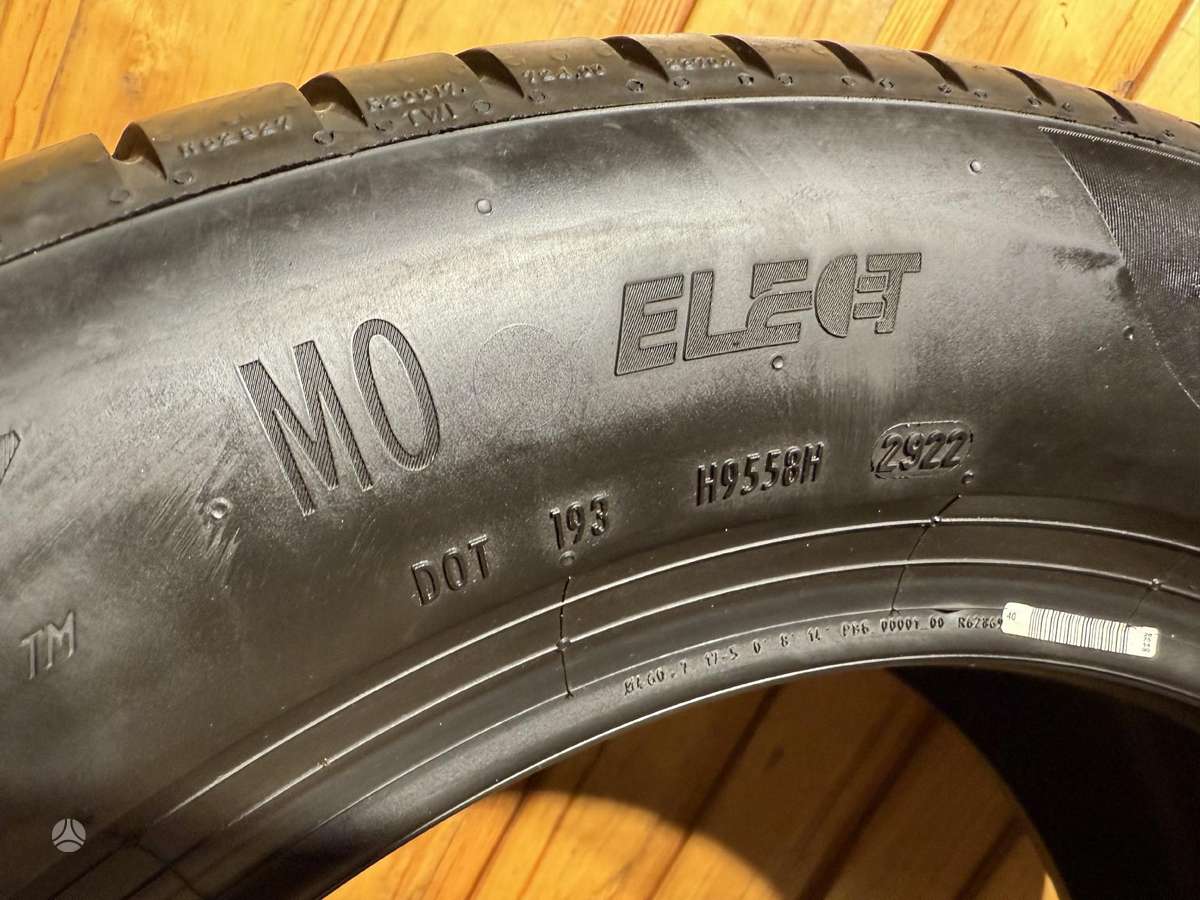 Pirelli Cinturato p7/MO, summer 235/55 R18