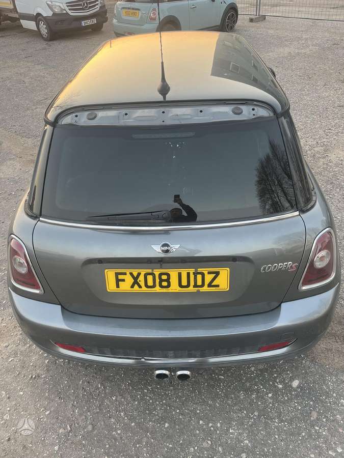 Mini Cooper for parts. Didelis mini daliu pasirinkimas