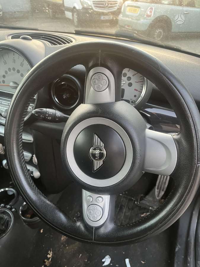 Mini Cooper for parts. Didelis mini daliu pasirinkimas
