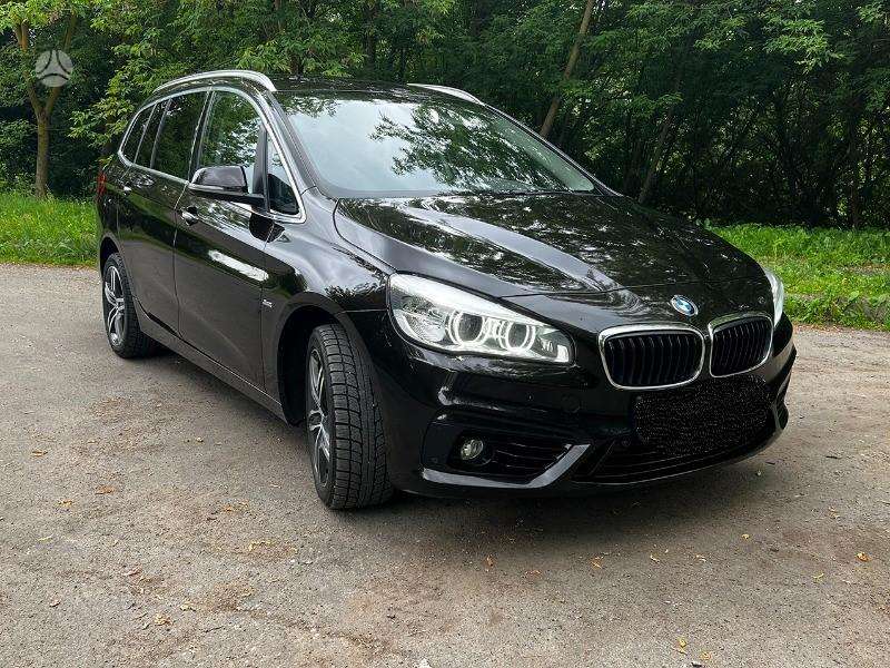 BMW 214 Gran Tourer, Минивэн