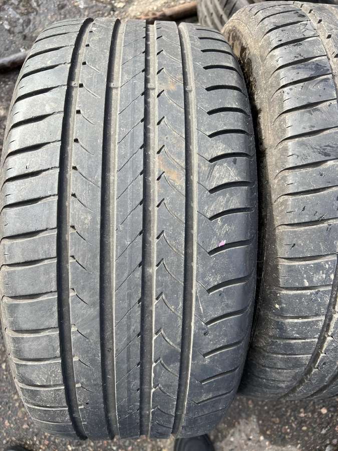 Goodyear Efficient Grip, vasaras 255/40 R18