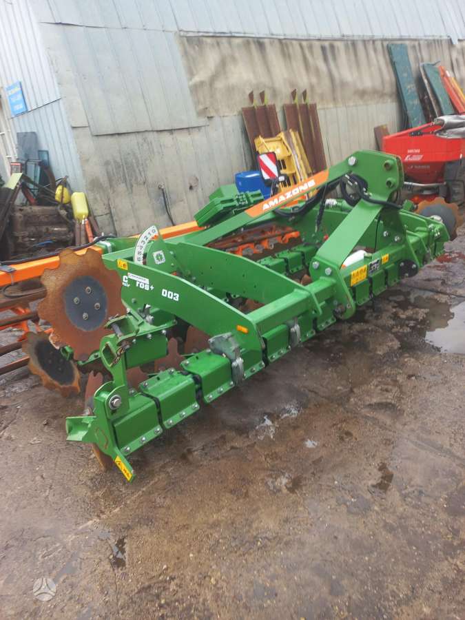 Amazone CATROS 4003, scrapers, scrubbers
