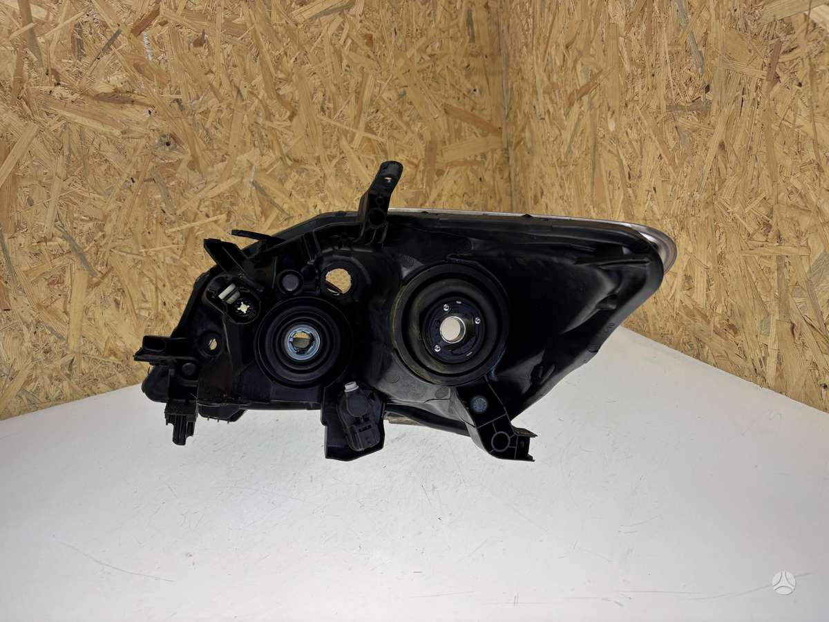 Toyota Auris, 8113002A40, Cen23352