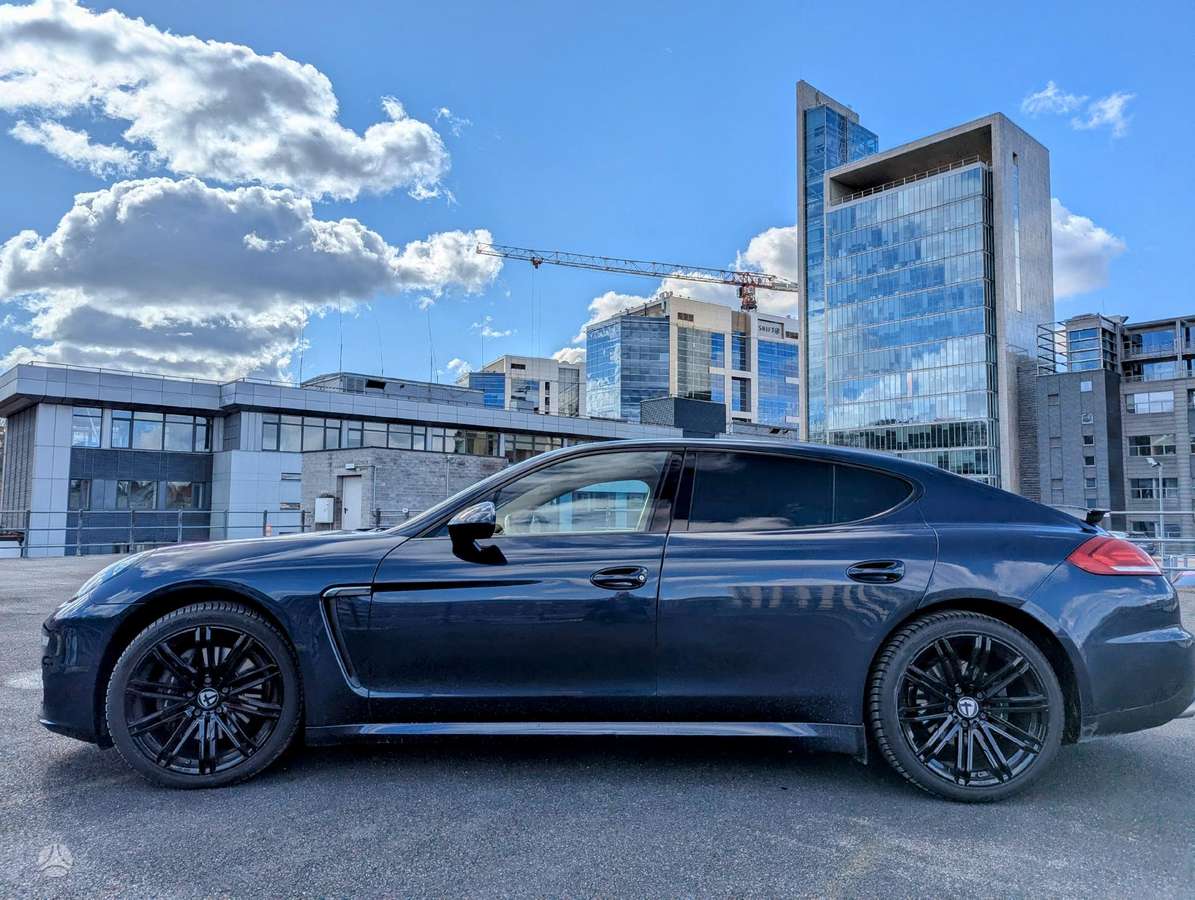 Porsche Panamera, 3.6 l., hatchback