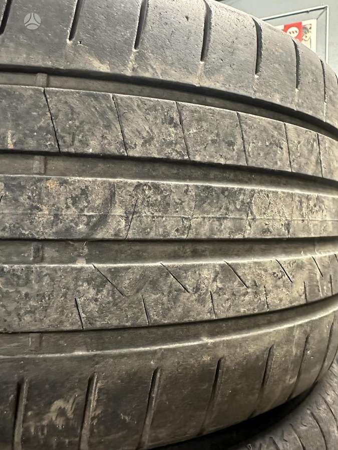 Bridgestone, summer 285/40 R21