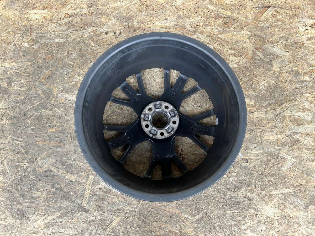 Audi A5, 8W0601025, Cen22314