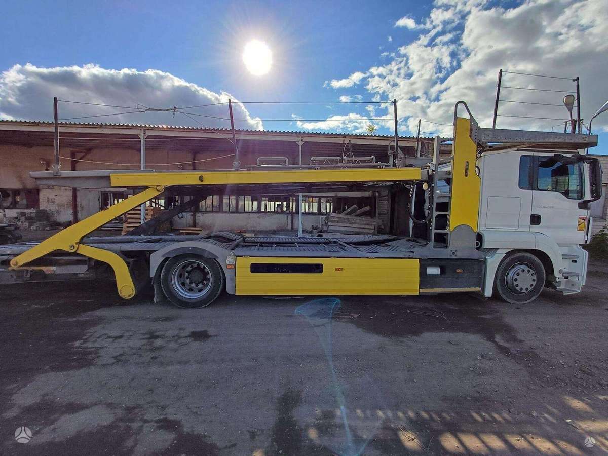 MAN + ROLFO 2009, auto transporters