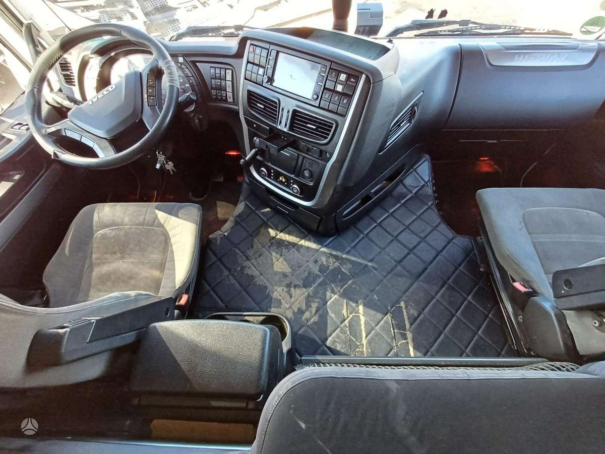 Iveco +ROLFO 2015., auto vedēji