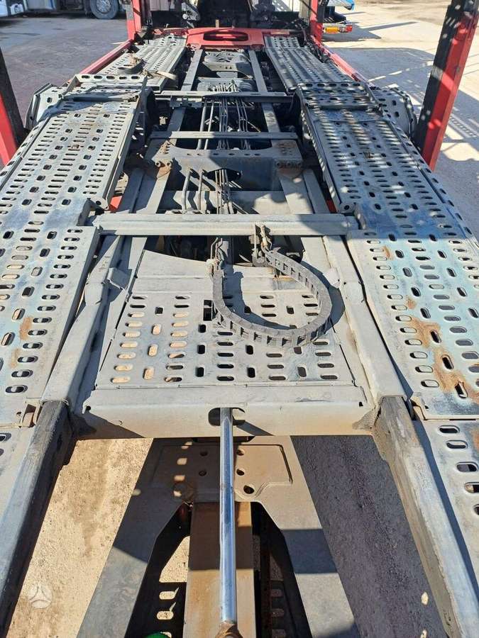 Scania + Kassbohrer 2004, auto transporters