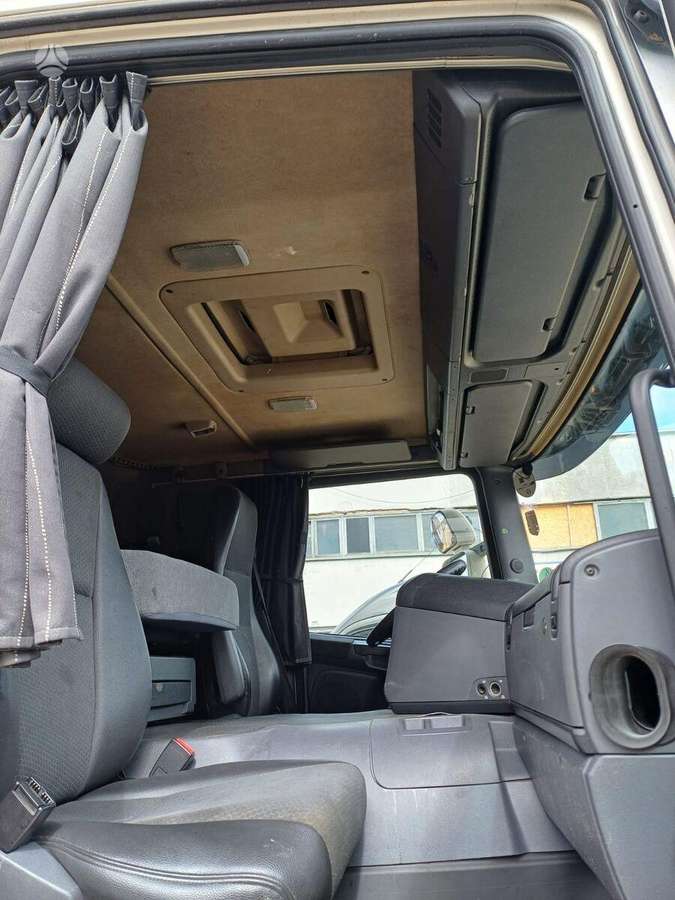 Scania + Kassbohrer 2005, auto transporters