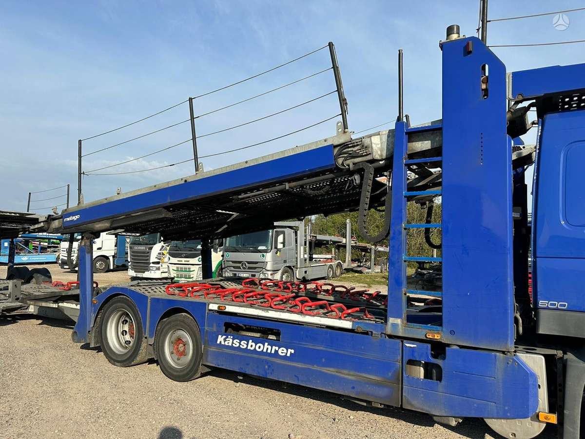 Volvo + KASSBOHRER 2012, auto transporters