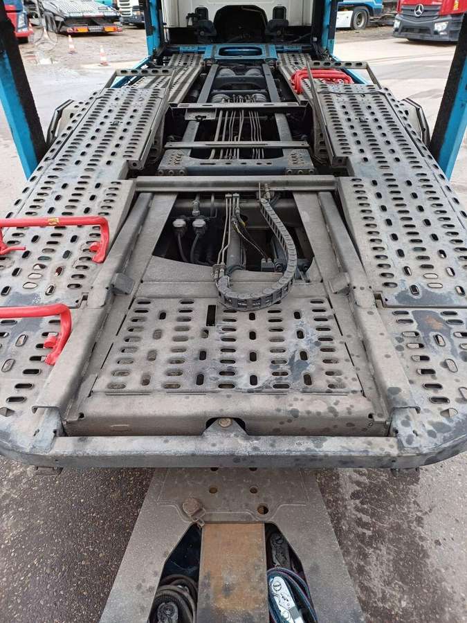 Scania + Kassbohrer 2005, auto transporters