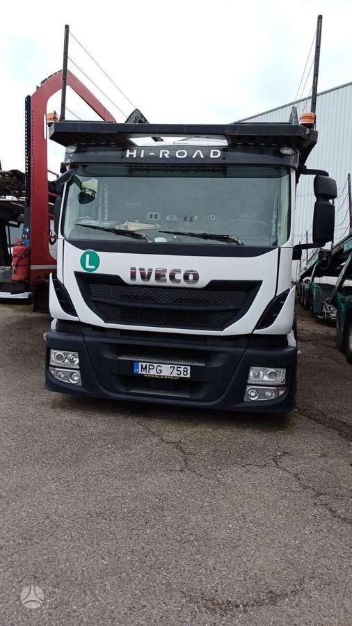 Iveco + Lohr 2003, auto vedēji