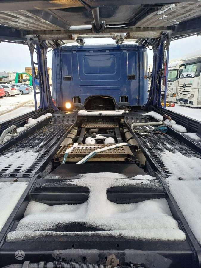 Scania + LOHR 2004, auto vedēji