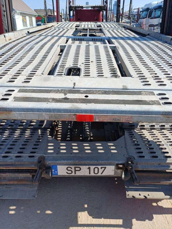 Scania + LOHR 2004, auto vedēji