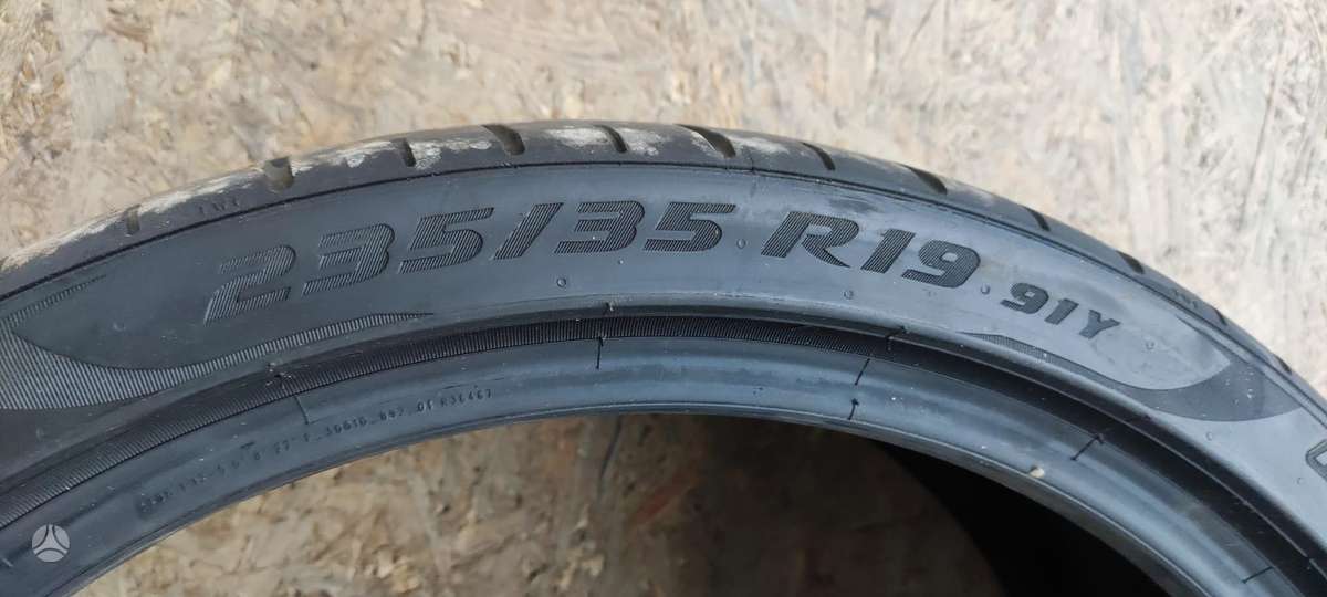Pirelli P Zero, vasarinės 235/35 R19
