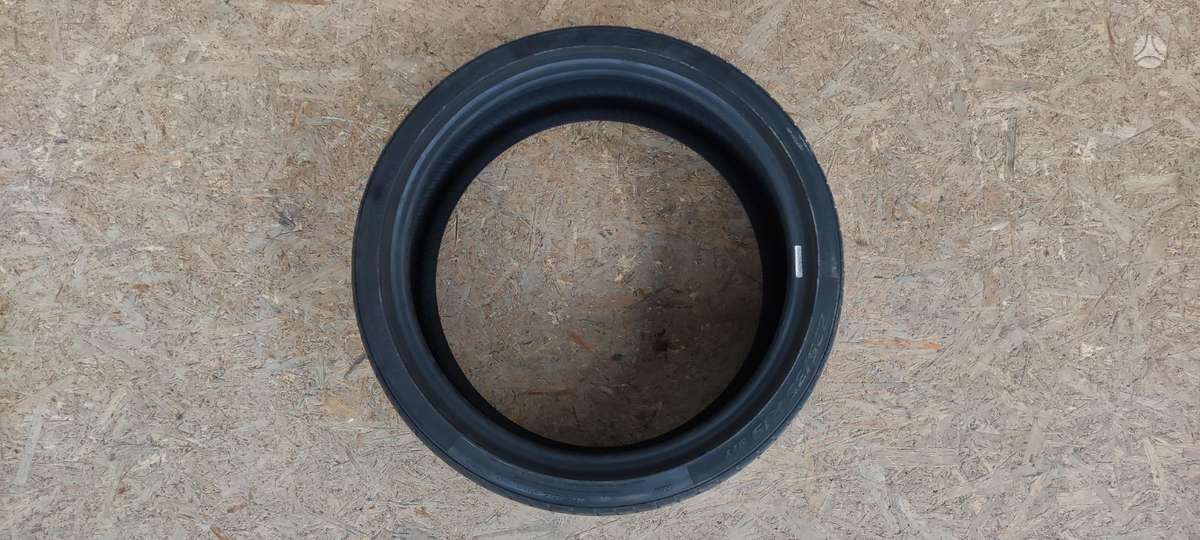 Pirelli P Zero, vasarinės 235/35 R19