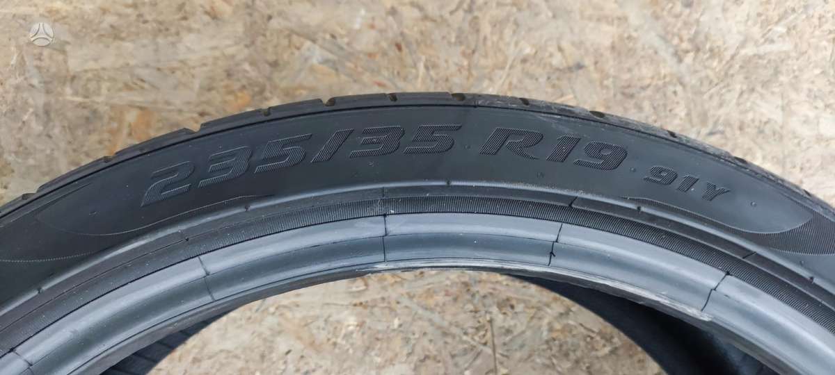 Pirelli P Zero, vasarinės 235/35 R19